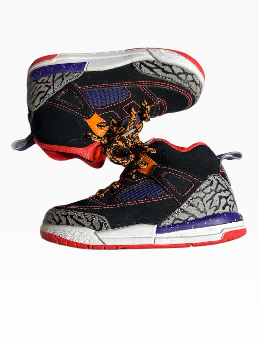 Air Jordan Nike Kids Tasmanian Devil Spizike Sneakers Size 7